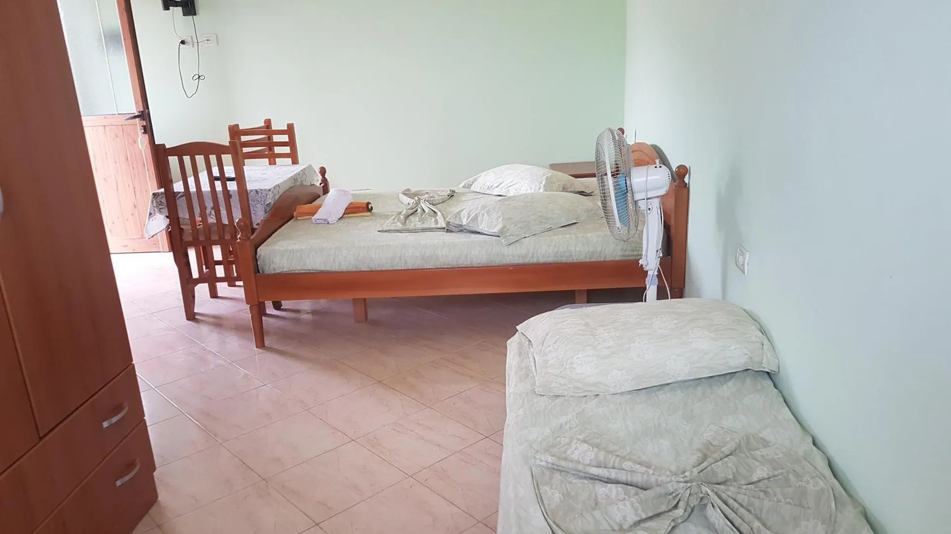 Telo Shehu Holiday Home Radhime 0*,  Albania