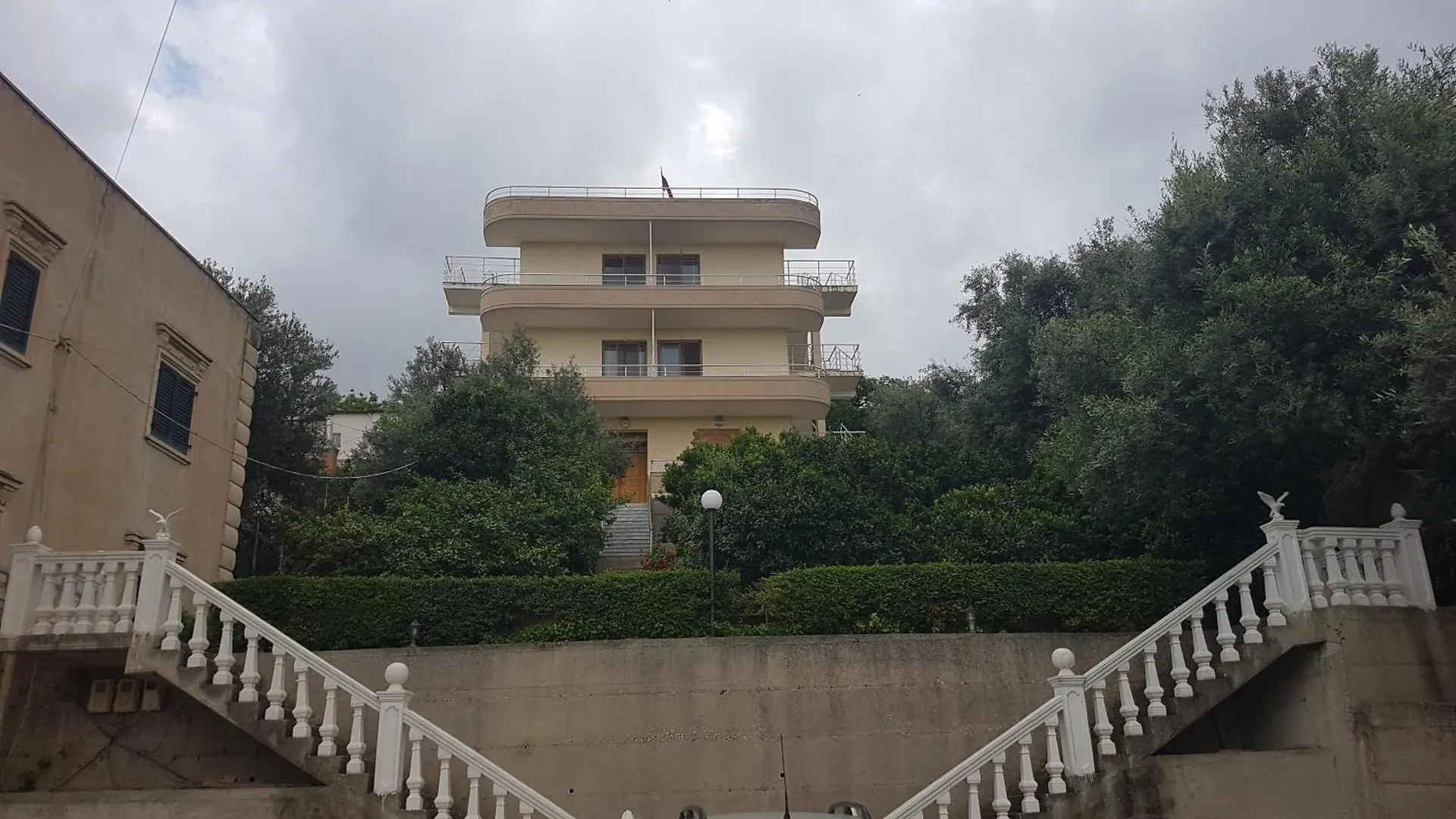 Homestay Telo Shehu Holiday Home Radhime